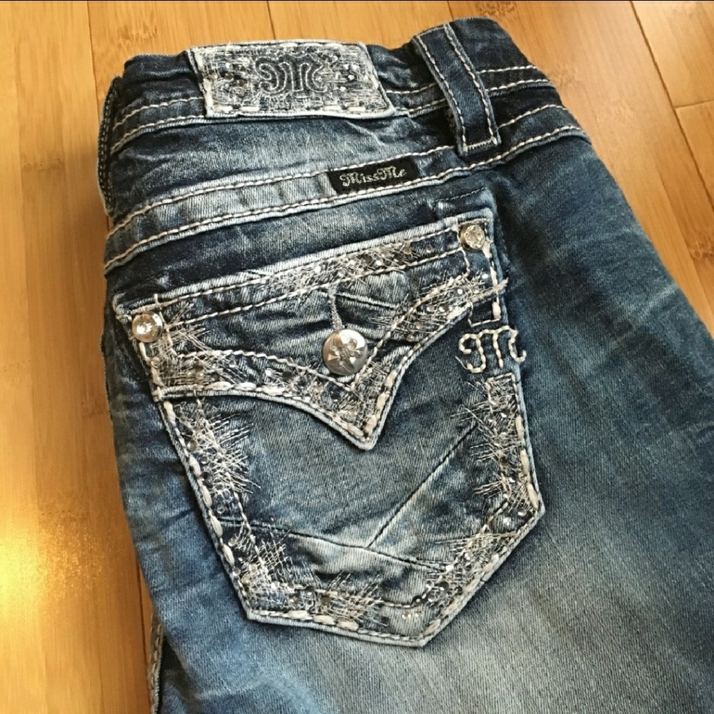Miss Me Bootcut jeans